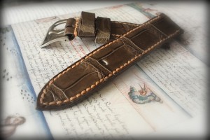bracelet-montre-vanuatu-alligator-marron-kaki-3