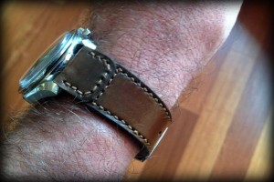 commande-spéciale-bracelet-montre-canotage-3